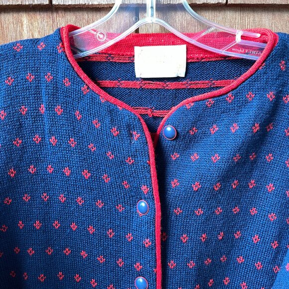 VTG Pendleton Navy Blue & Red 100% Virgin Wool Cardigan in Women's Medium - Picture 2 of 9